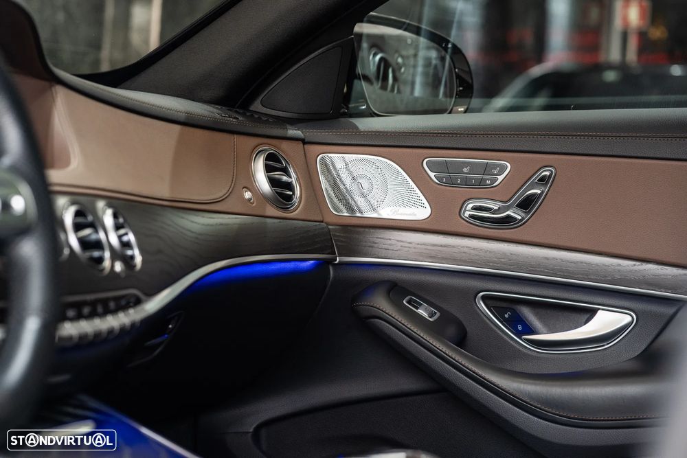 Mercedes-Benz S 560 e L 9G-TRONIC - 23