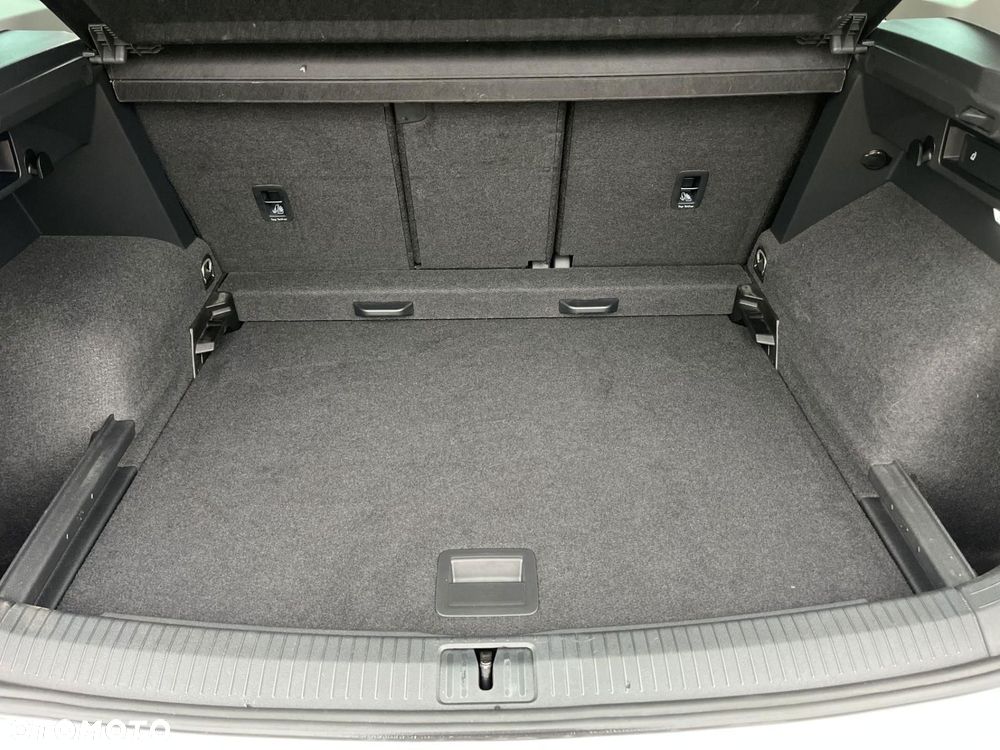 Volkswagen Tiguan - 18
