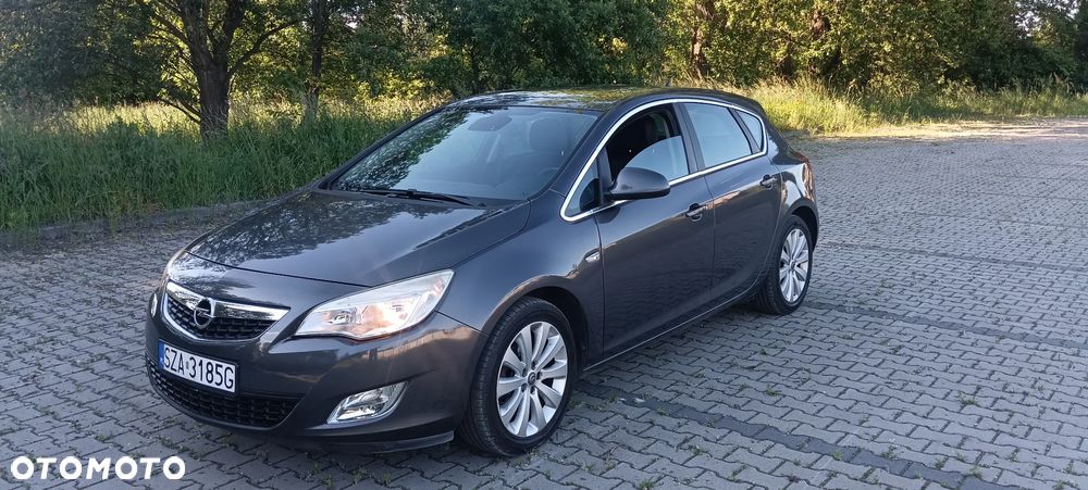 Opel Astra 1.4 T Cosmo - 28