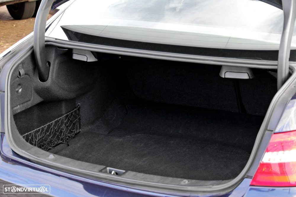 Mercedes-Benz E 250 - 11