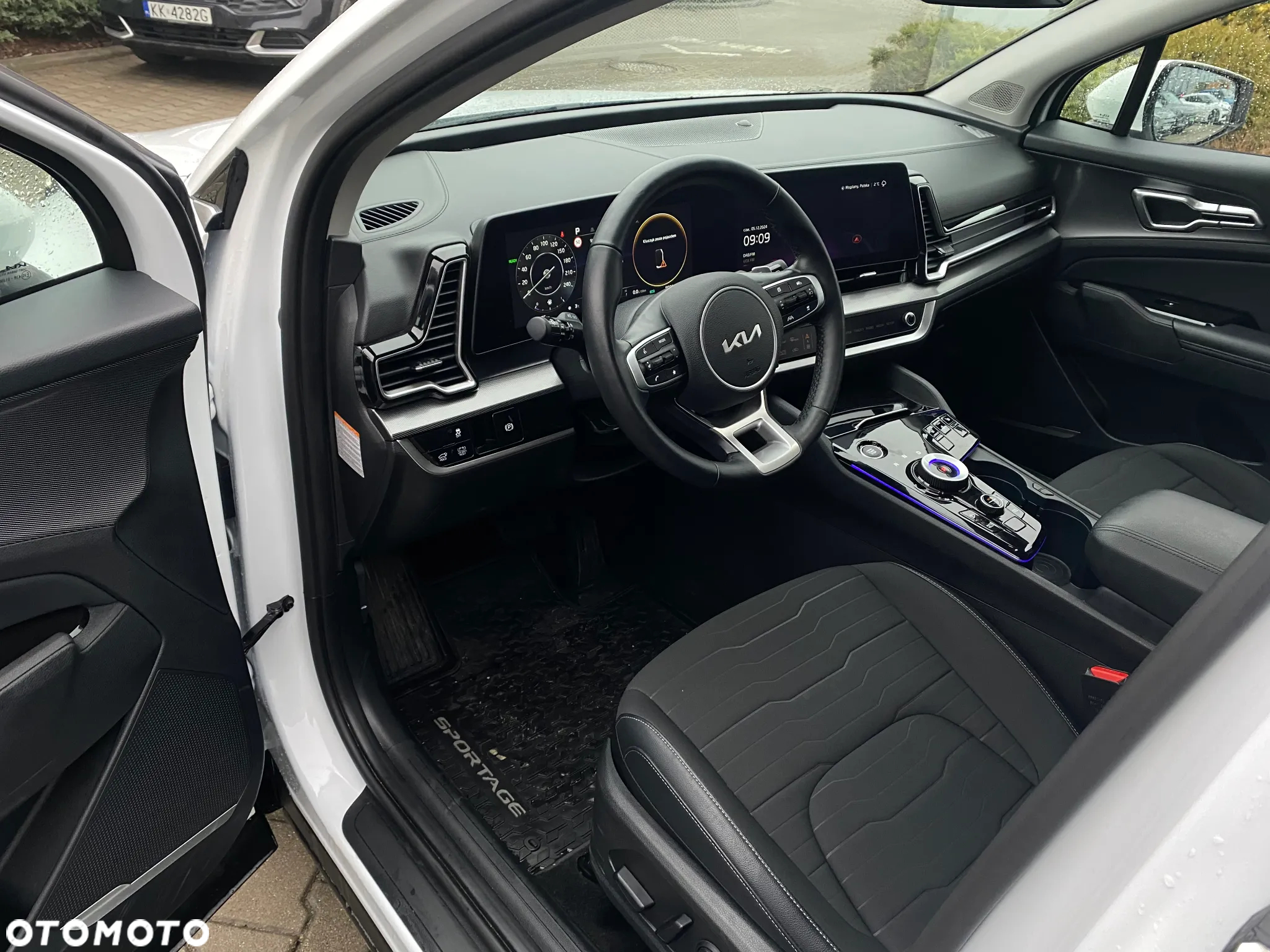 Kia Sportage 1.6 T-GDI HEV Business Line 4WD - 13