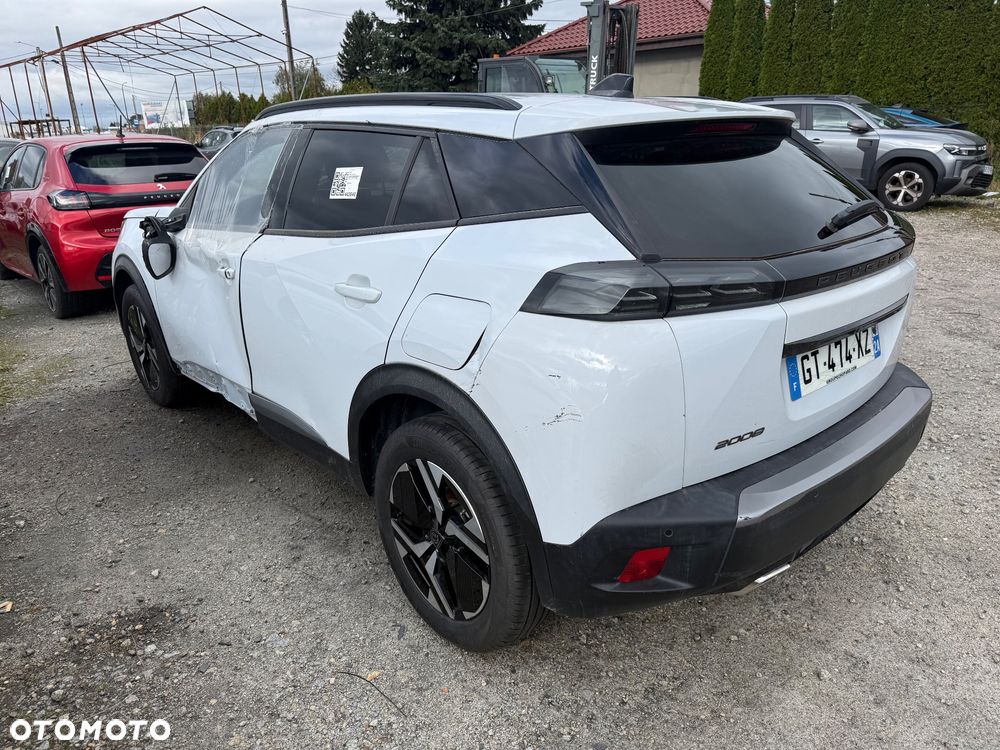Peugeot 2008 - 4