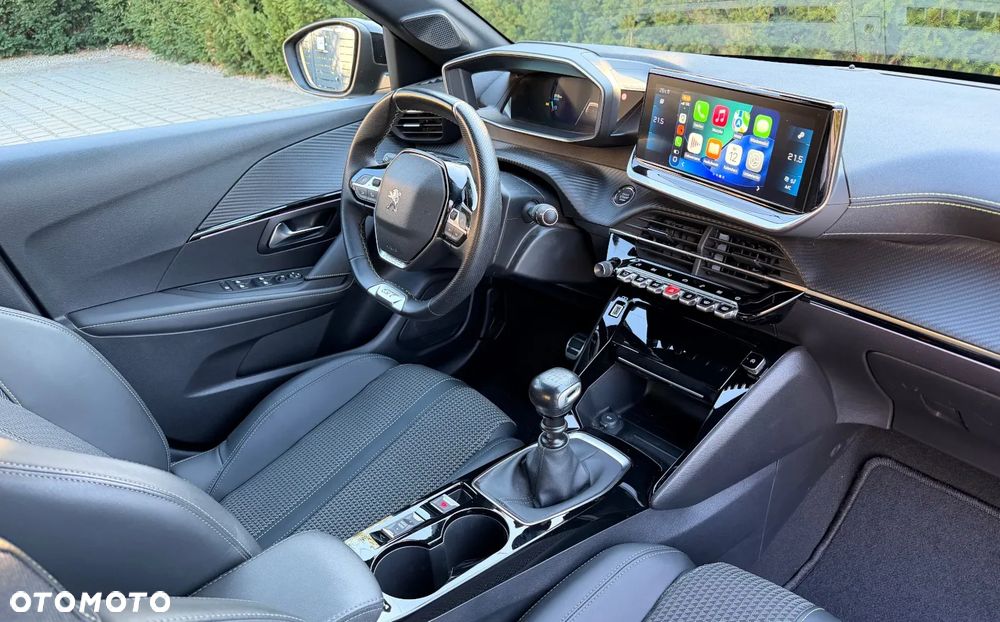 Peugeot 208 PureTech 100 GT Pack - 22