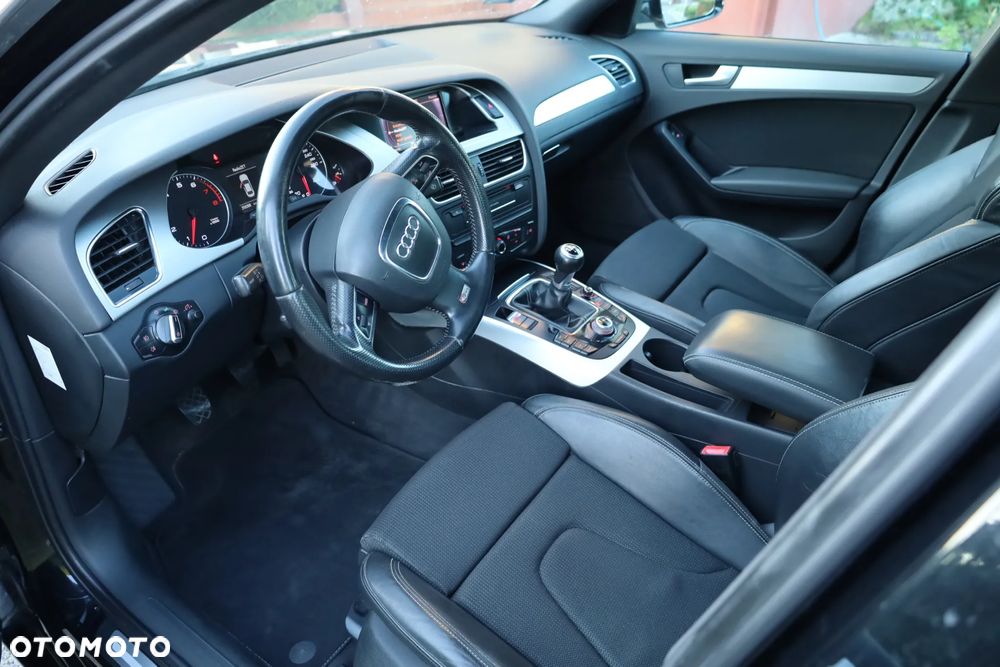 Audi A4 Limousine 1.8 TFSI S line Sportpaket - 14