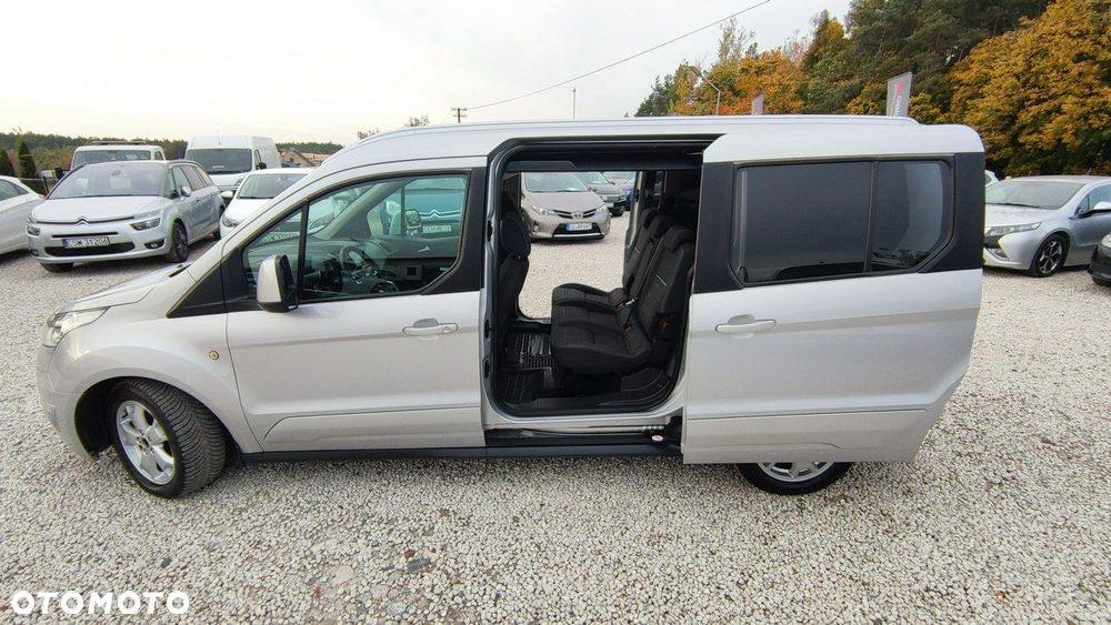 Ford Tourneo Connect Grand - 25