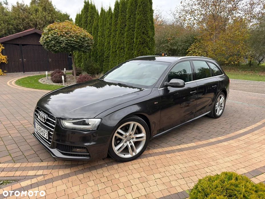 Audi A4 - 1