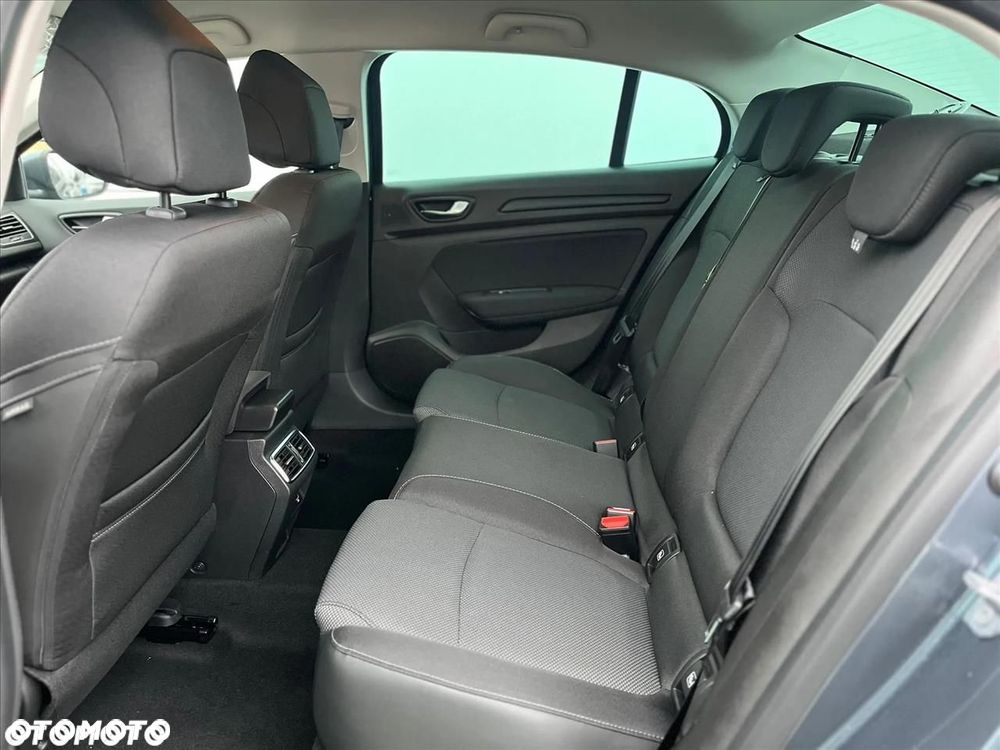 Renault Megane 1.3 TCe Techno EDC - 10