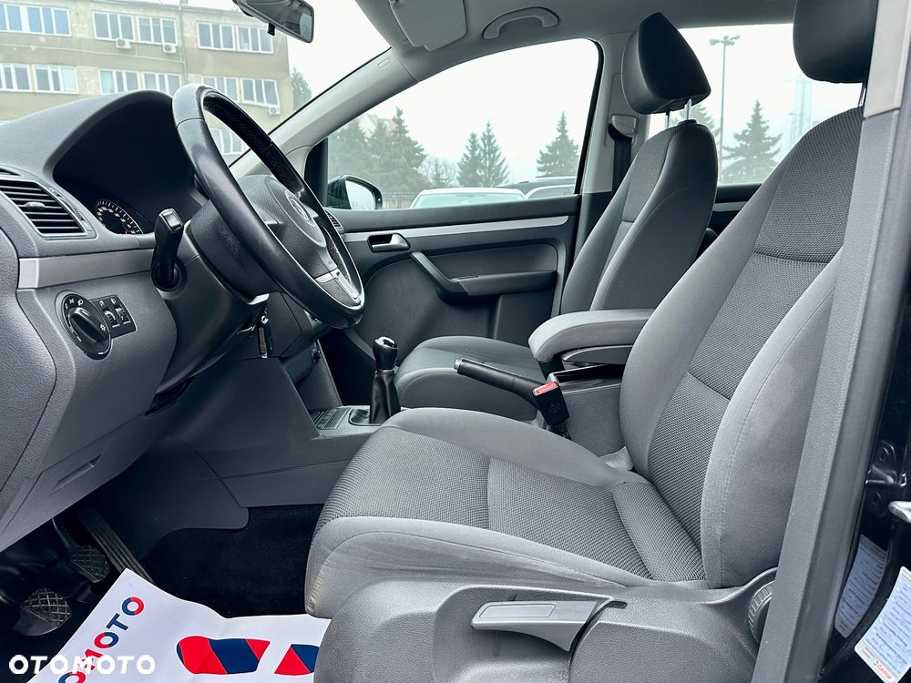 Volkswagen Touran 1.6 TDI DPF BlueMot Trendline - 14