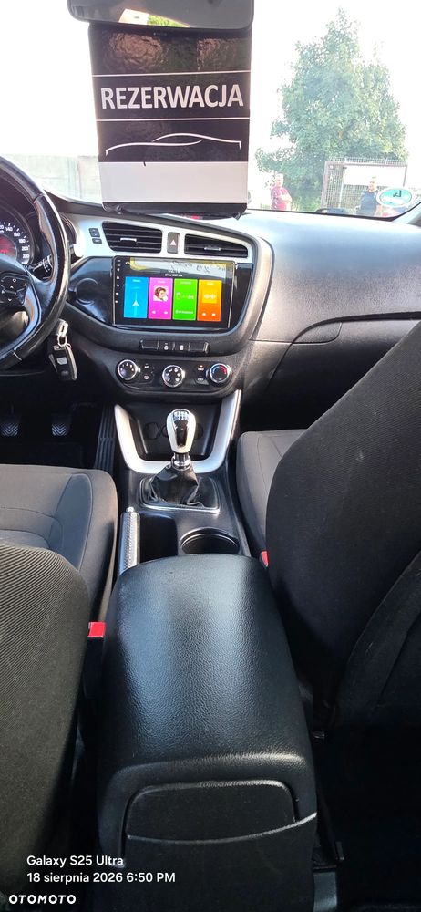 Kia Ceed - 12