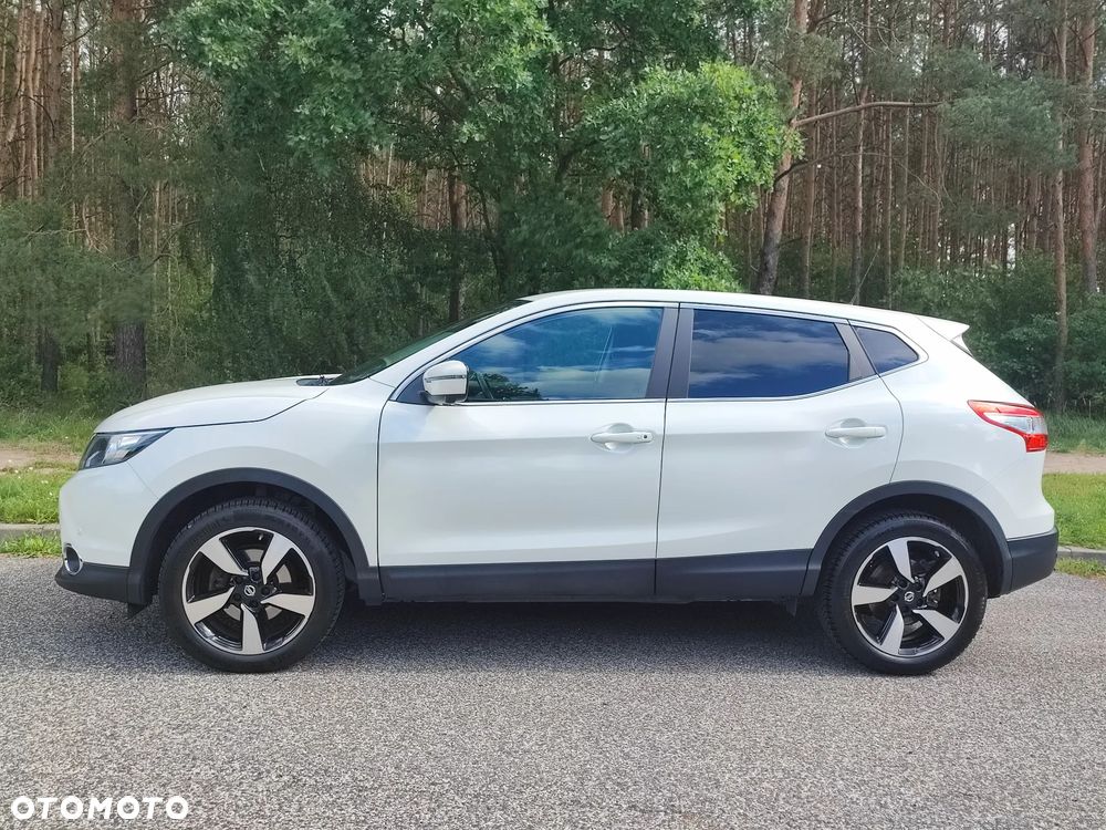 Nissan Qashqai 1.6 Tekna - 2