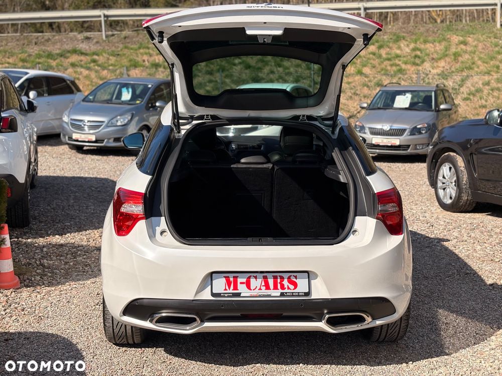 Citroën DS5 2.0 HDi SoChic - 16