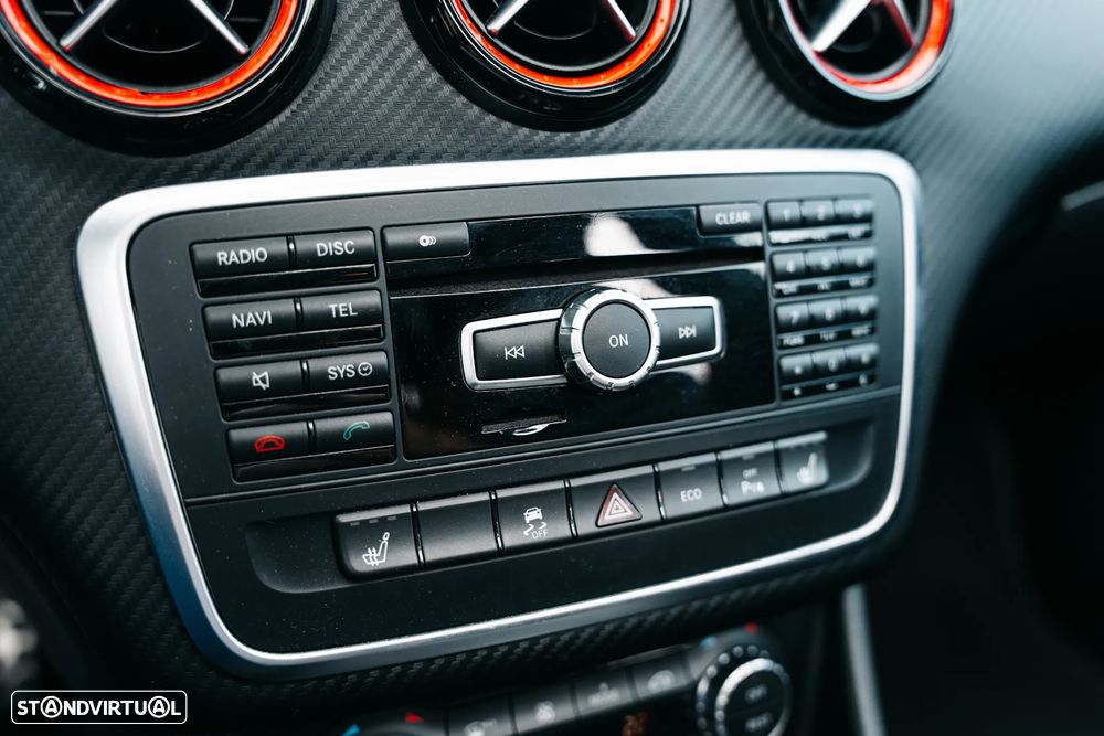 Mercedes-Benz A 45 AMG 4-Matic - 35