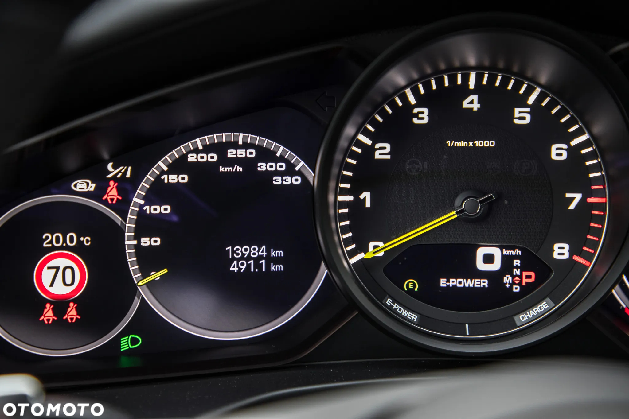 Porsche Panamera 4S Executive - 20