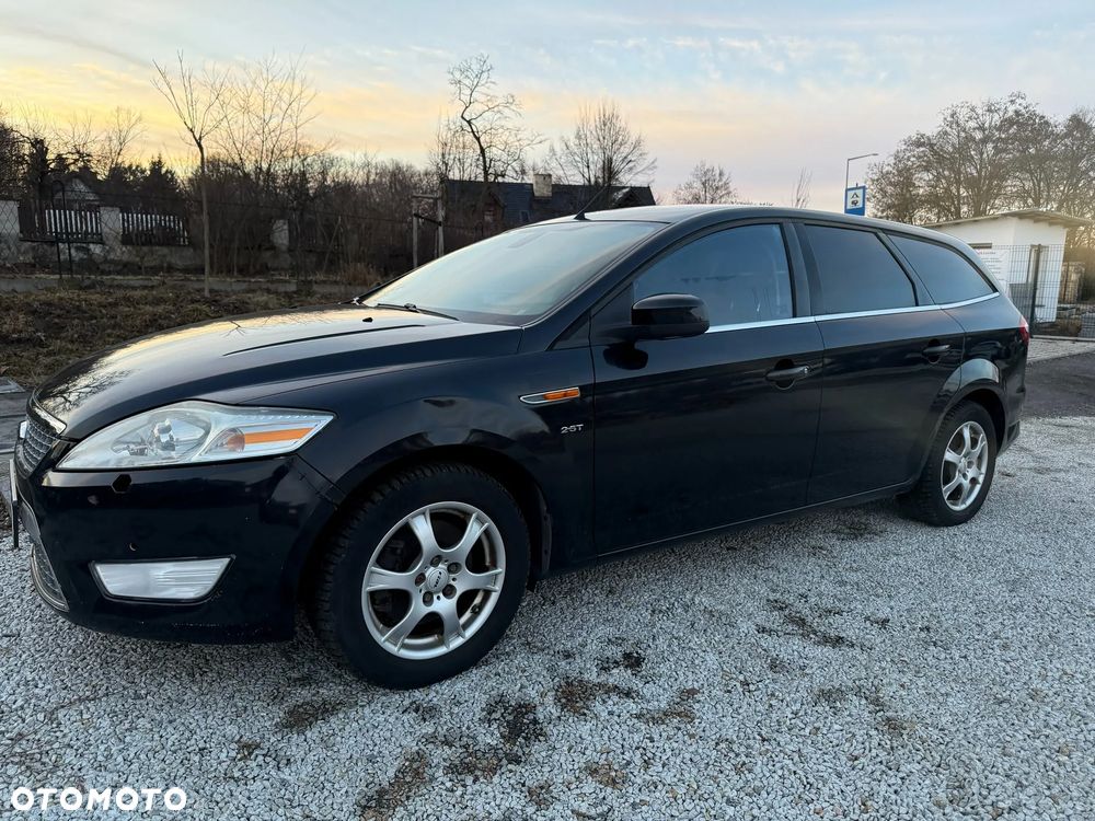 Ford Mondeo 2.5 Black Magic - 2