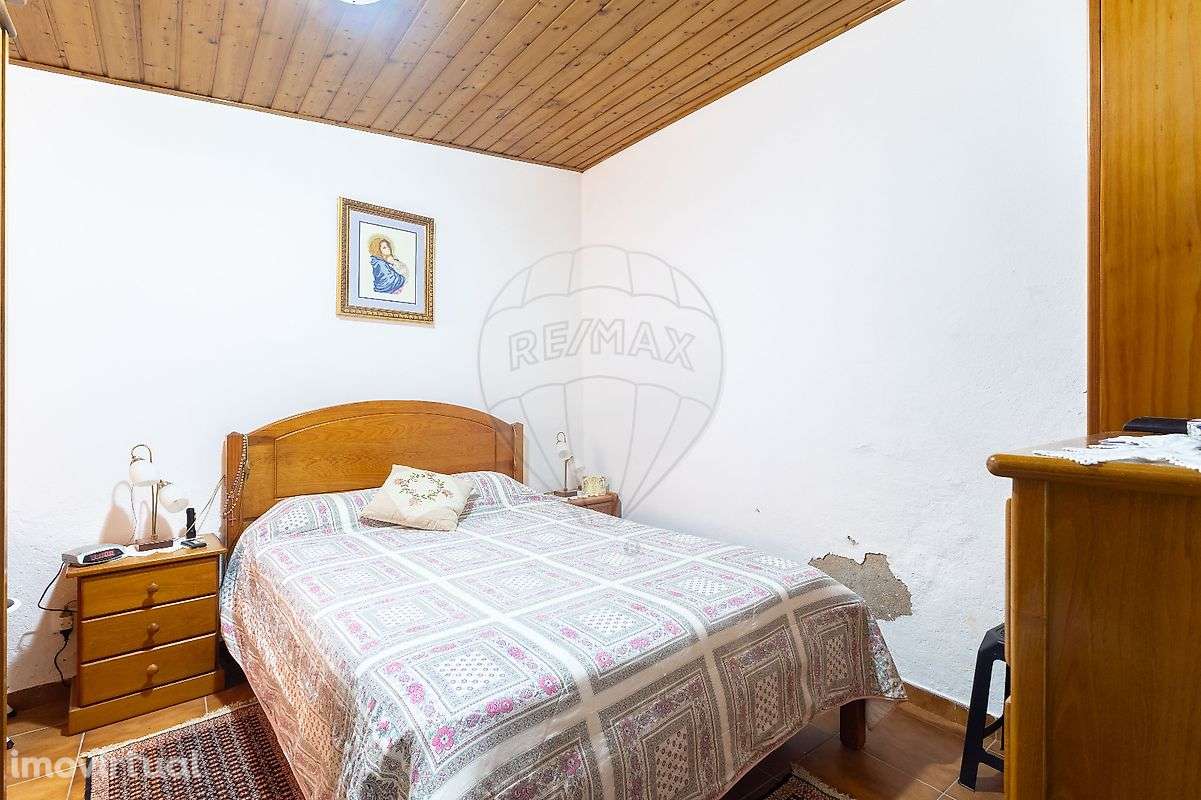 Moradia T2 para venda - Grande imagem: 2/25