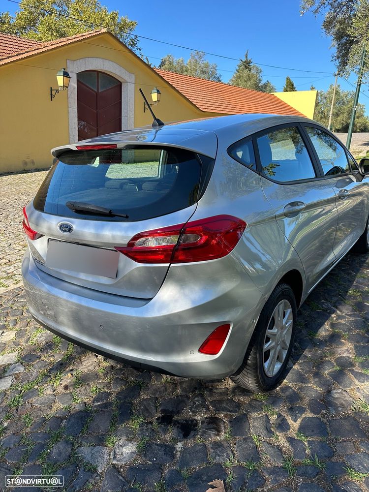 Ford Fiesta 1.0 EcoBoost S&S TITANIUM - 5