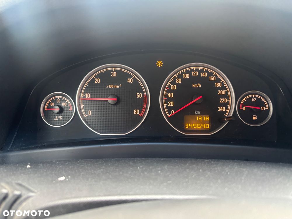 Opel Vectra 1.9 CDTI Essentia - 14