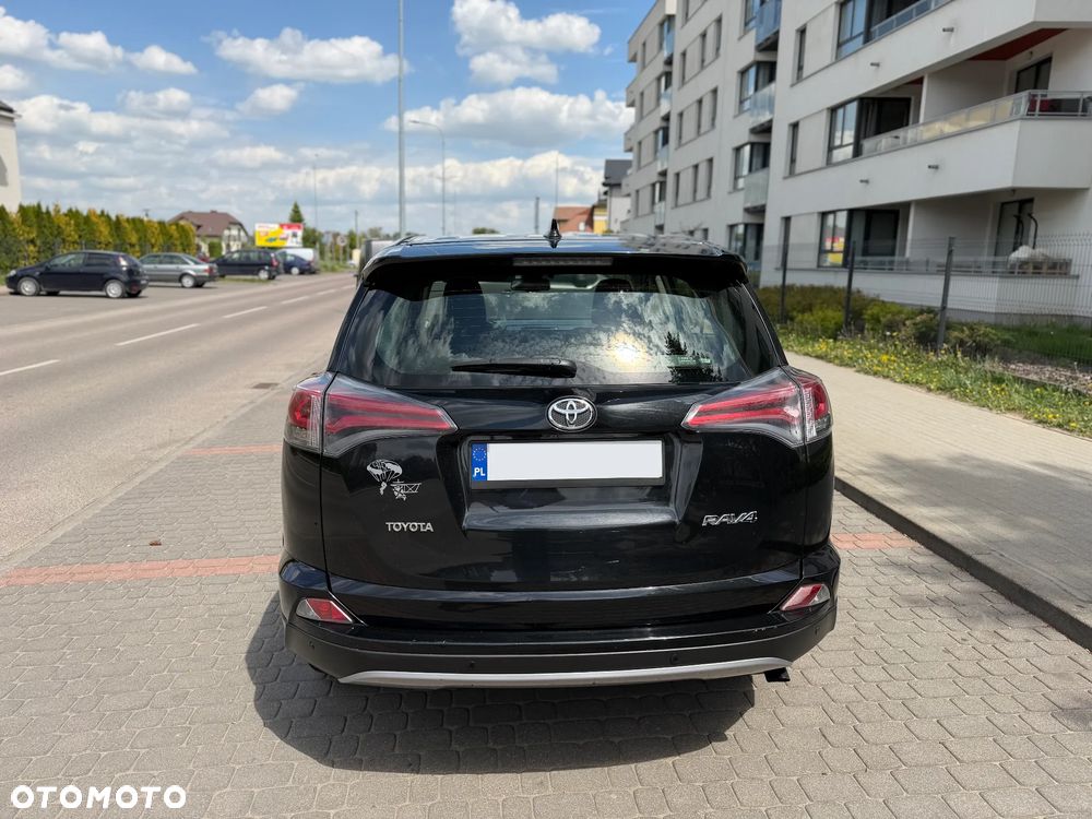 Toyota RAV4 2.0 D-4D Premium 4x2 - 6