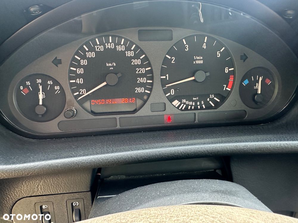 BMW Seria 3 328i - 10