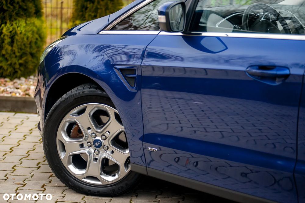 Ford S-Max 2.0 TDCi 4WD Titanium PowerShift - 15