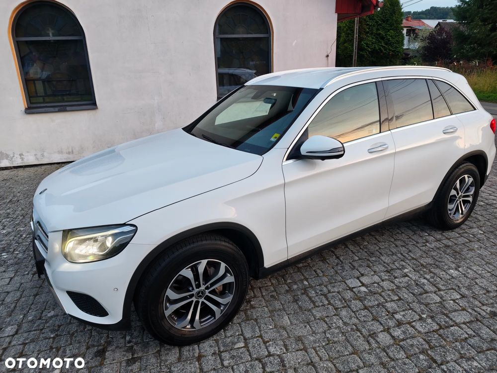 Mercedes-Benz GLC 220 d 4Matic 9G-TRONIC AMG Line - 9