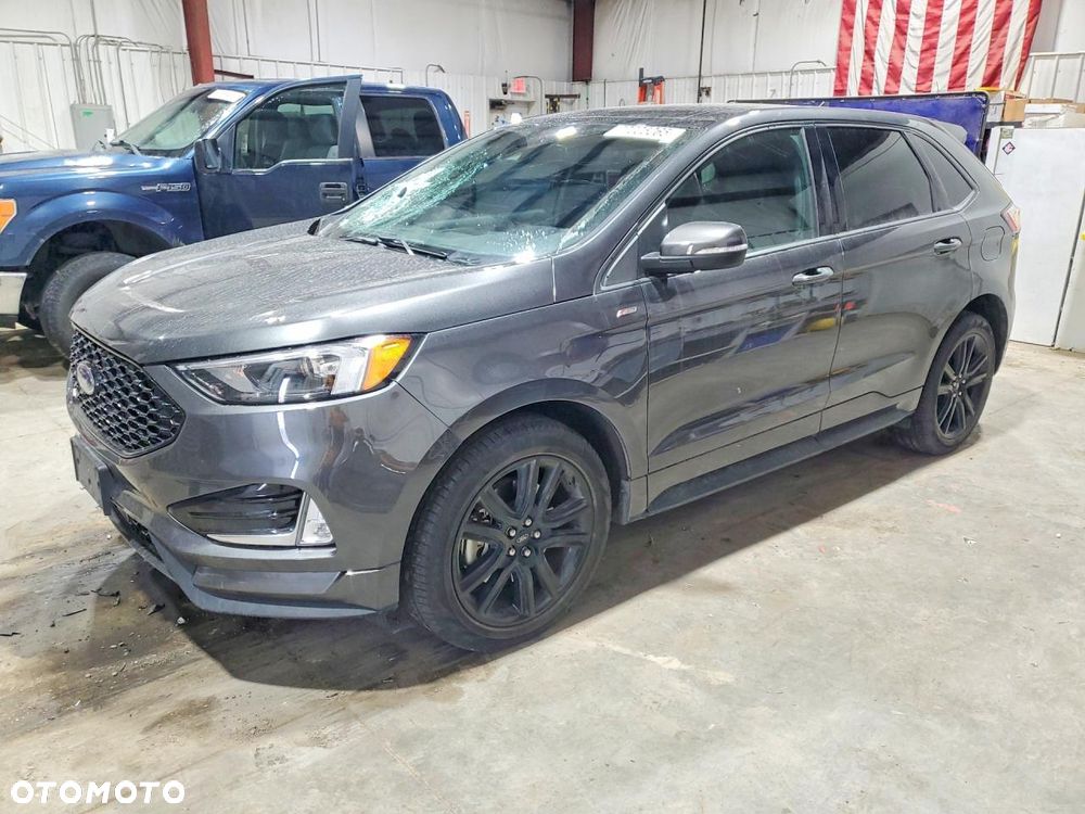 Ford Edge - 5