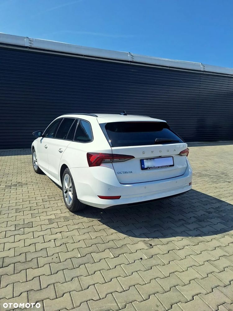 Skoda Octavia 2.0 TDI Ambition DSG - 3