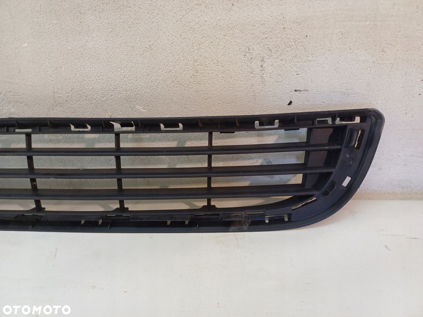 KRATKA ŚRODKOWA ZDERZAKA PRZÓD CITROEN BERLINGO III 3 08- - 4