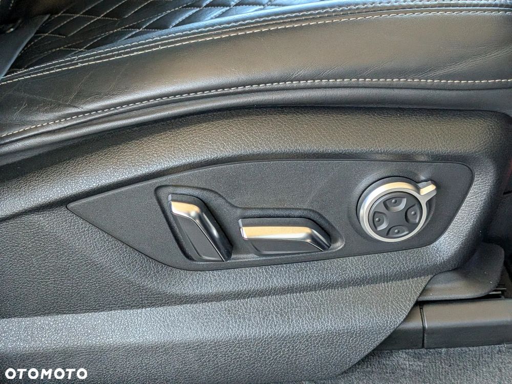Audi Q7 50 TDI mHEV Quattro Tiptr - 32
