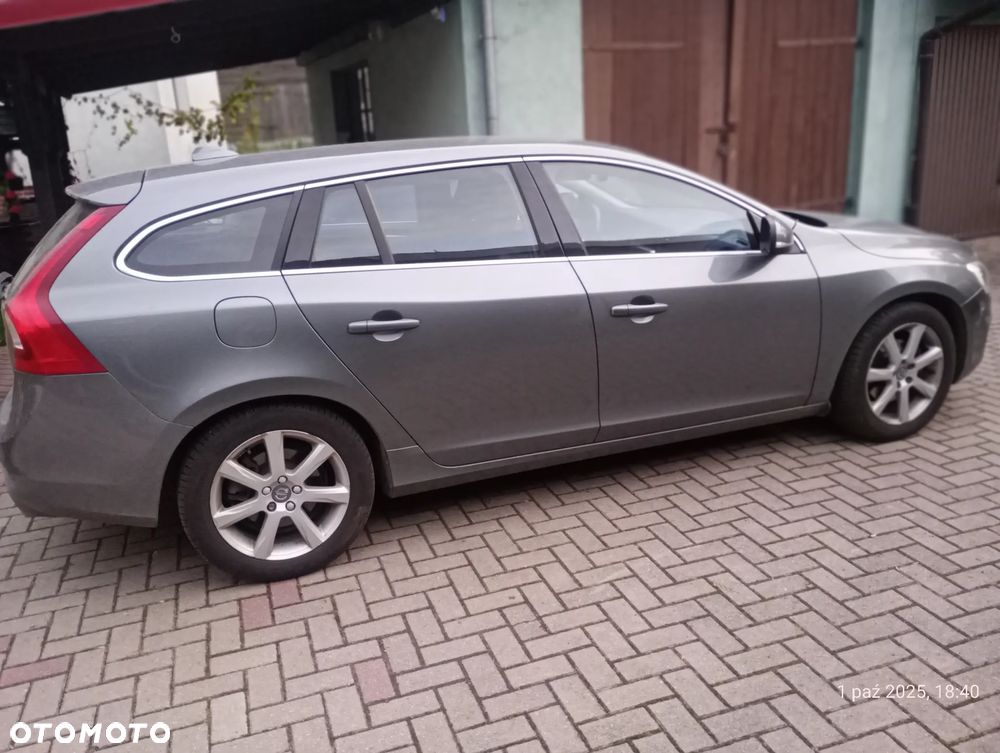 Volvo V60 - 2