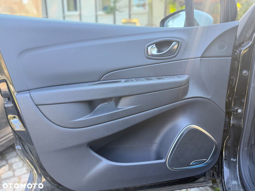 Renault Captur - 12