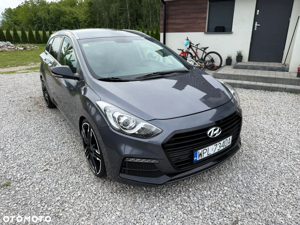 Hyundai i30 1.6 CRDi Premium - 4