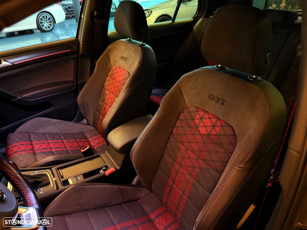 VW Golf GTI TCR 2.0 TSI OPF DSG - 9