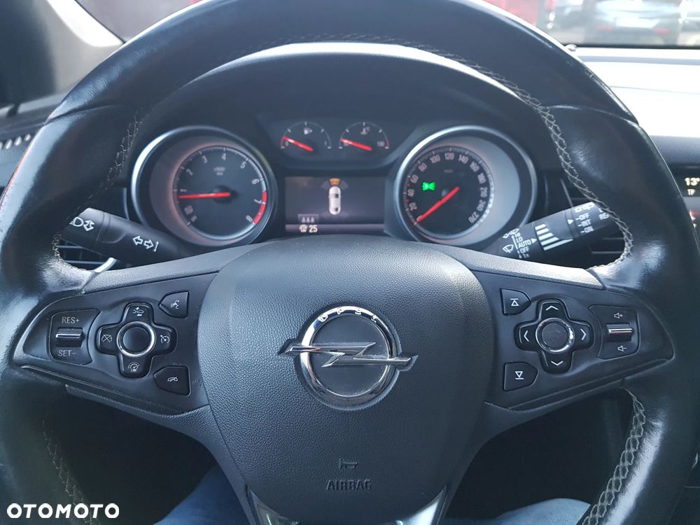 Opel Astra 1.4 Turbo Business - 31