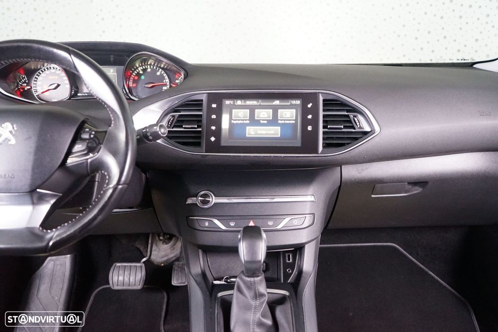 Peugeot 308 SW 1.6 BlueHDi Allure - 28