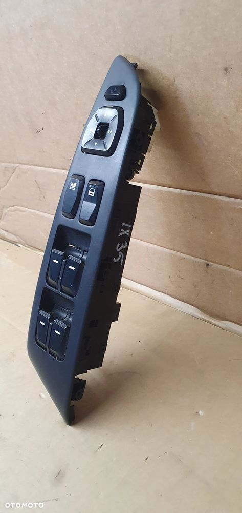 Przełącznik panel szyb lewy przód Hyundai IX35 93570-2Y8109P - 3