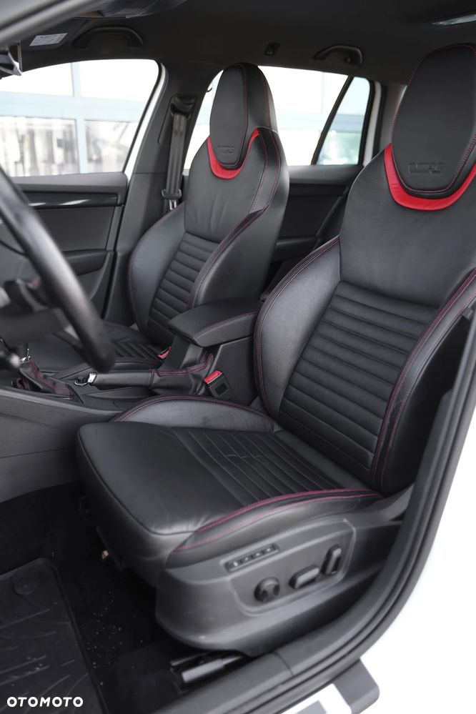 Skoda Octavia 2.0 TDI 4x4 RS DSG - 26