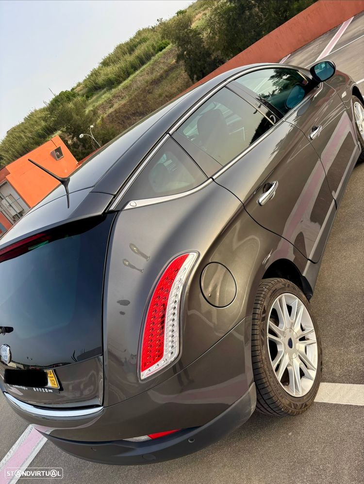 Lancia Delta 1.6 M-Jet Platino Com 57X - 11