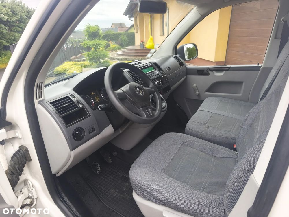 Volkswagen Transporter - 5