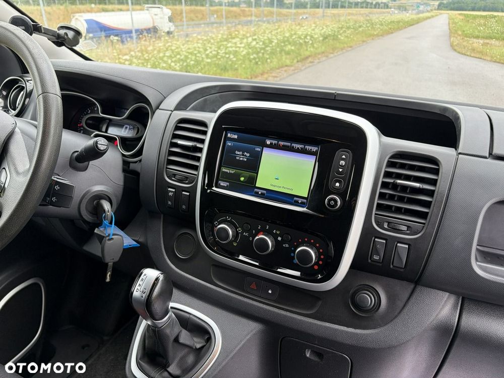 Renault Trafic - 10