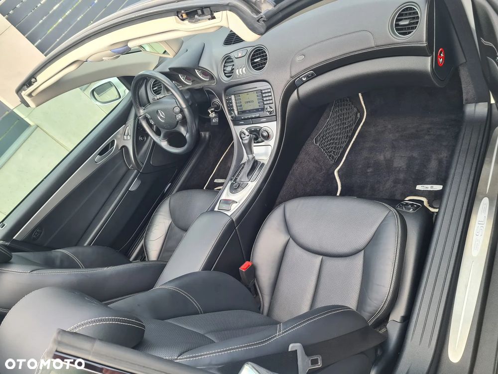 Mercedes-Benz SL 350 Edition 50 - 20