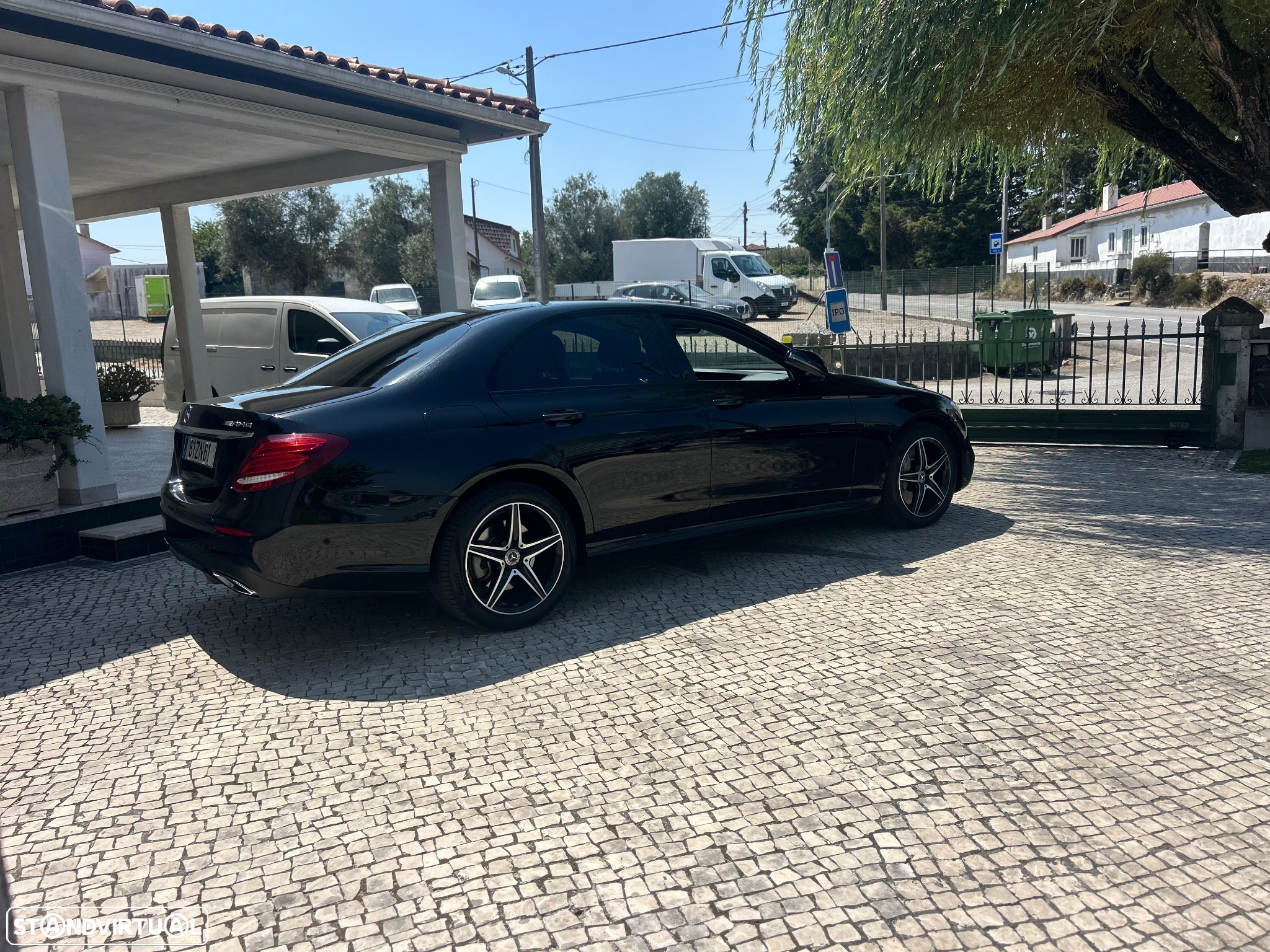 Mercedes-Benz E 300 de AMG Line - 5