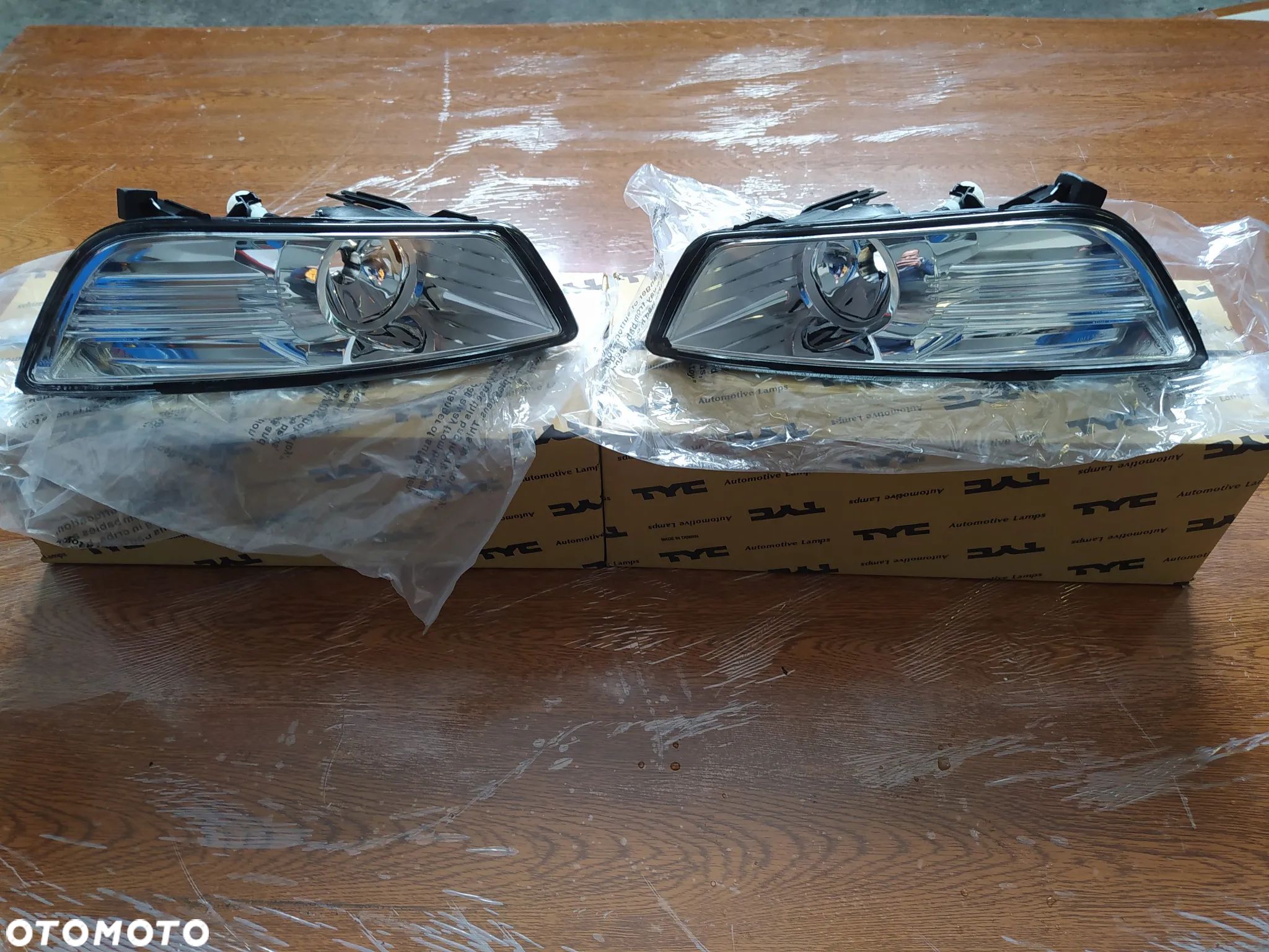 HALOGEN LEWY PRAWY PRZÓD NOWY MONDEO MK4 07-10 RADOM - 1