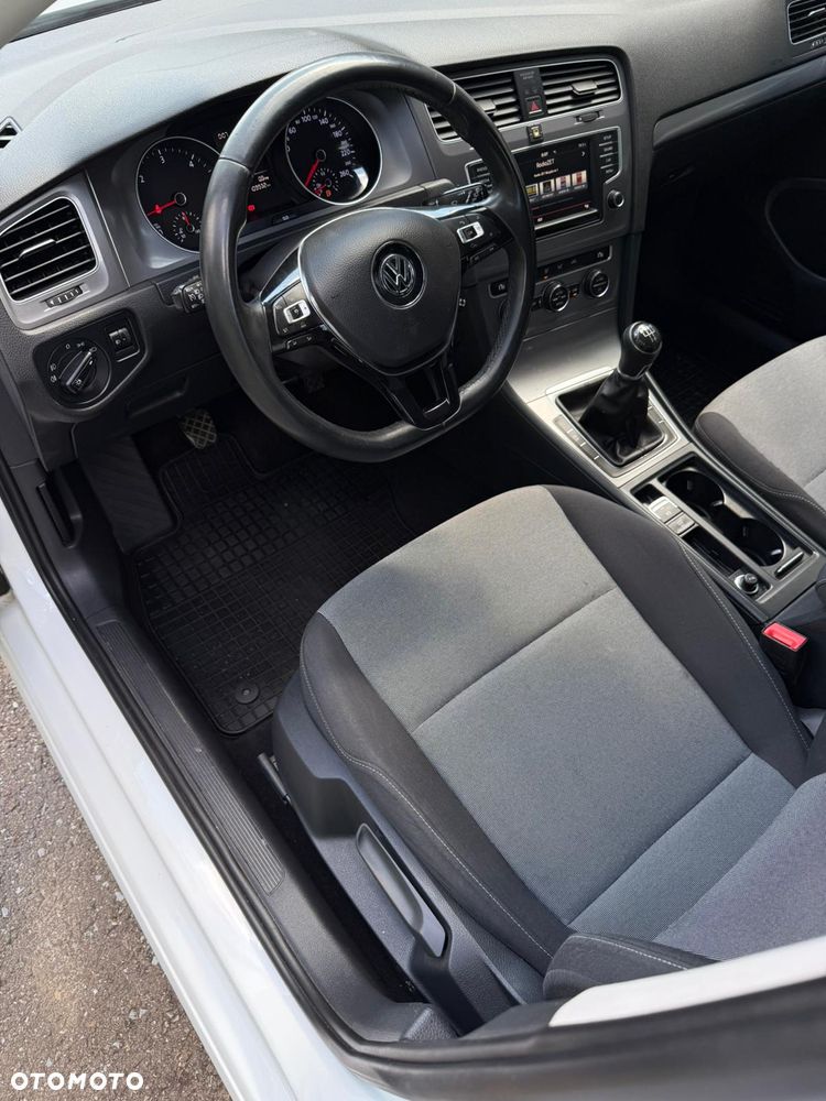 Volkswagen Golf 1.6 TDI BlueMotion Technology Lounge - 29