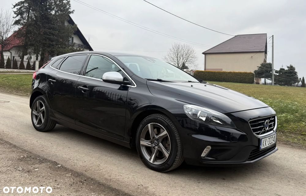 Volvo V40 D4 RDesign - 1