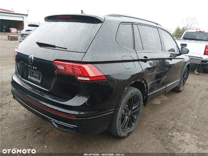 Volkswagen Tiguan 2.0 TSI 4Mot IQ Drive DSG - 9