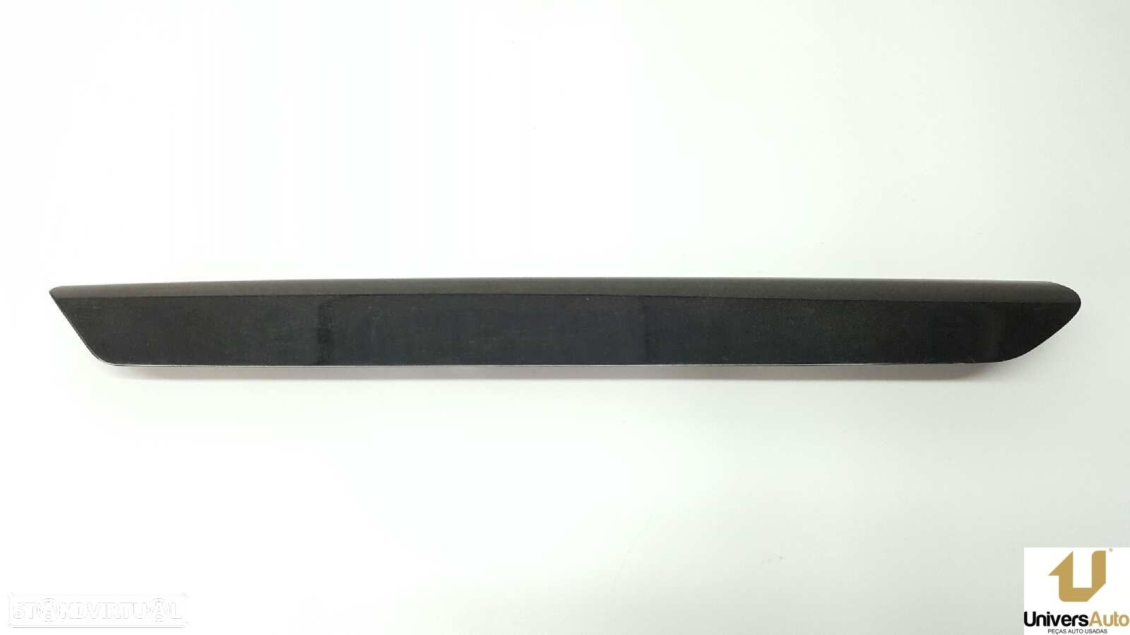EMBELIZADOR MERCEDES CLASE E (W212) LIM. 350 CGI BLUEEFFICIENCY (212.057) - 1