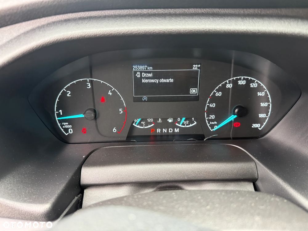 Ford TRANSIT CUSTOM - 10