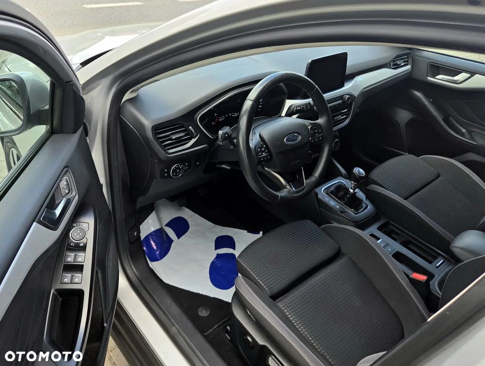 Ford Focus 1.5 EcoBlue SCR Titanium - 11