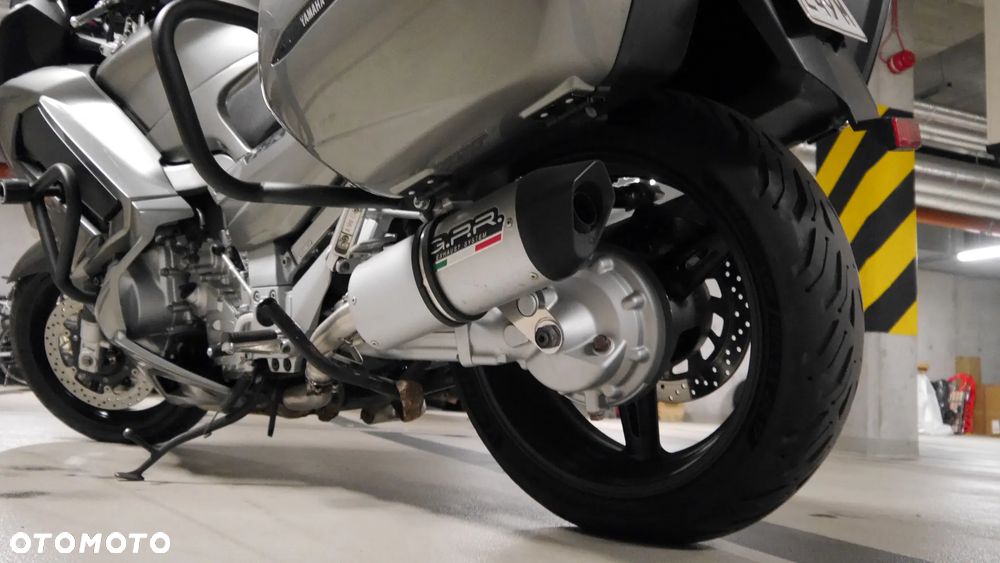 Yamaha FJR - 14
